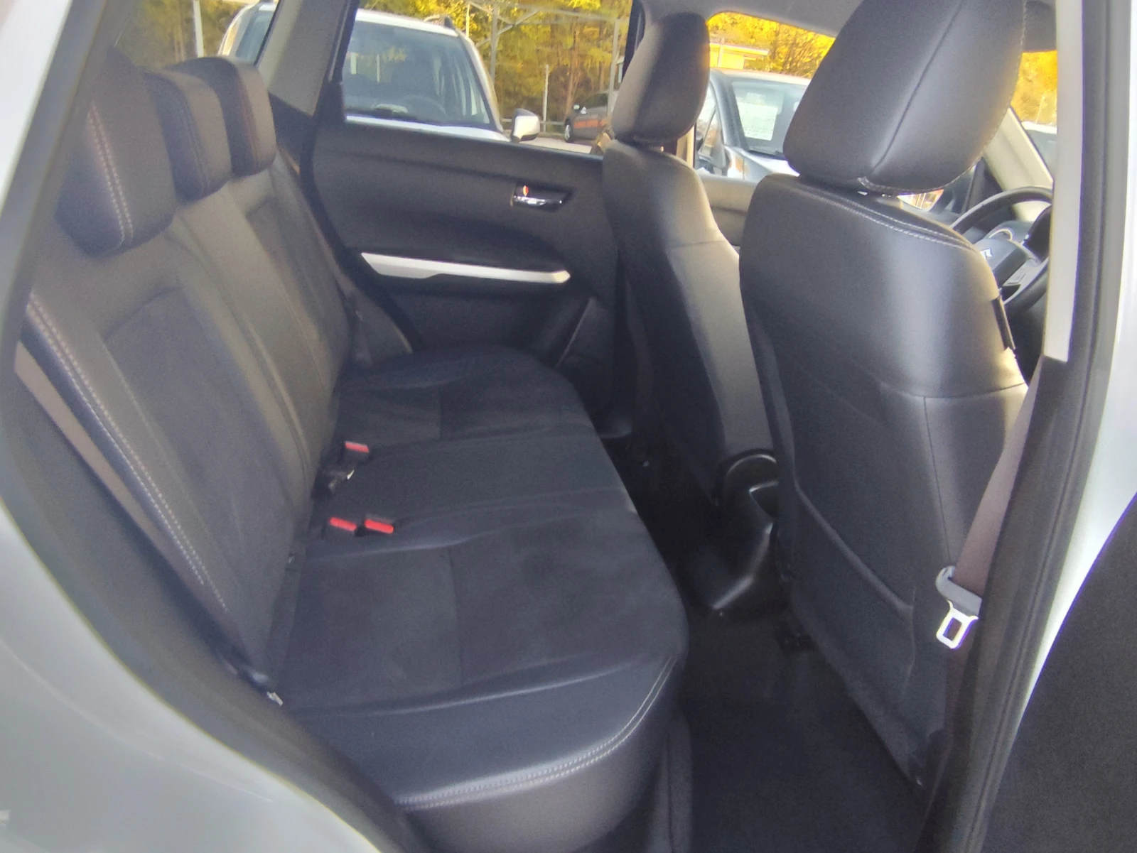 Suzuki Vitara 1.6D* ALL GRIP* 4X4* EURO6B* NAVI* LED*  - изображение 10