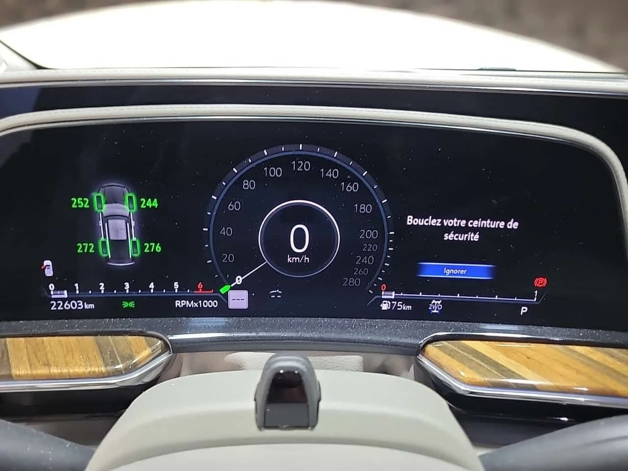 Cadillac Escalade SPORT PLATINUM * 360* PANO* ОБДУХВАНЕ* CARFAX *  - изображение 8