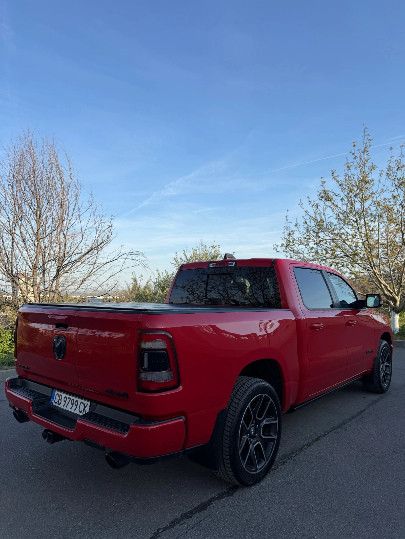 Dodge RAM 1500 SPORT 5.7 HEMI FULL, снимка 4 - Автомобили и джипове - 54322436