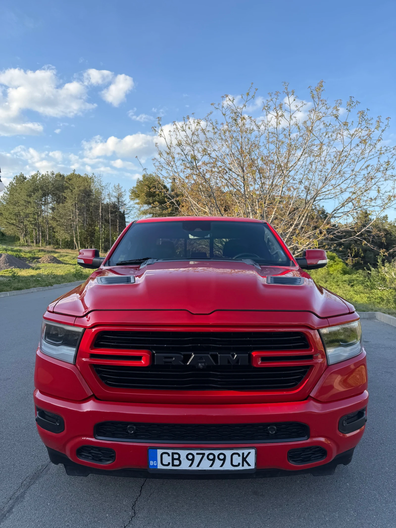Dodge RAM 1500 SPORT 5.7 HEMI FULL, снимка 2 - Автомобили и джипове - 54322436