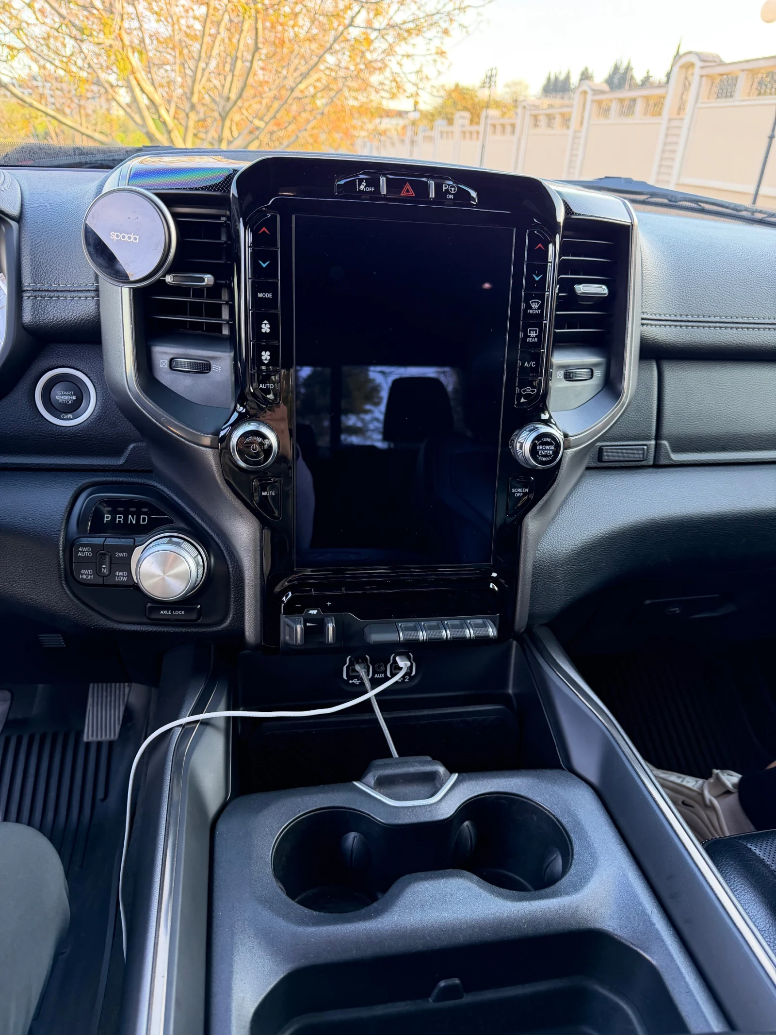 Dodge RAM 1500 SPORT 5.7 HEMI FULL, снимка 15 - Автомобили и джипове - 54322436