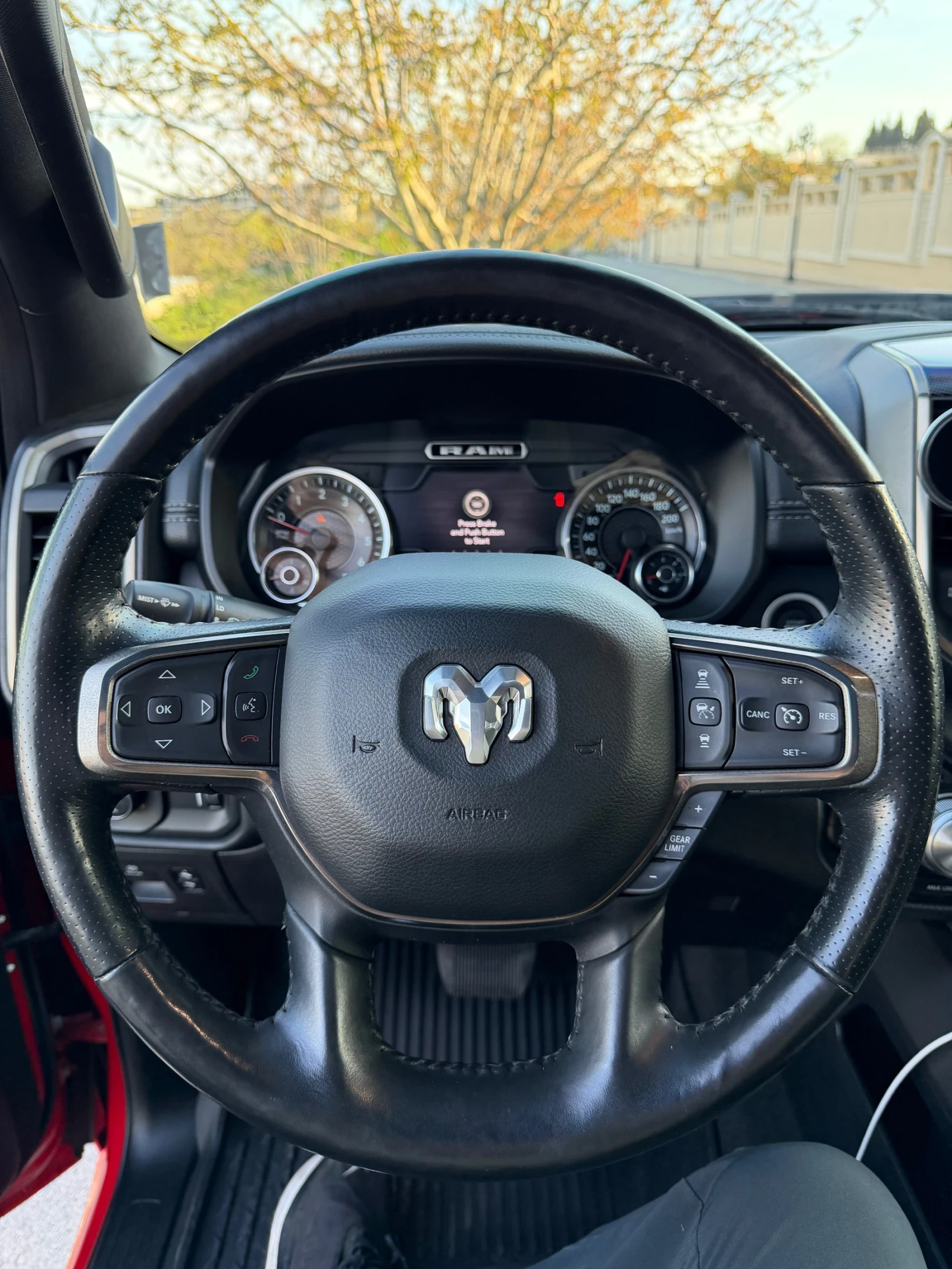 Dodge RAM 1500 SPORT 5.7 HEMI FULL, снимка 14 - Автомобили и джипове - 54322436