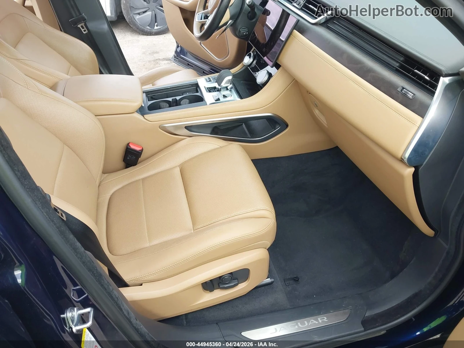 Jaguar F-PACE S P250 AWD* ПОДГРЕВ* MERIDIAN* ПАНОРАМА* КАМЕРА, снимка 10 - Автомобили и джипове - 54673293