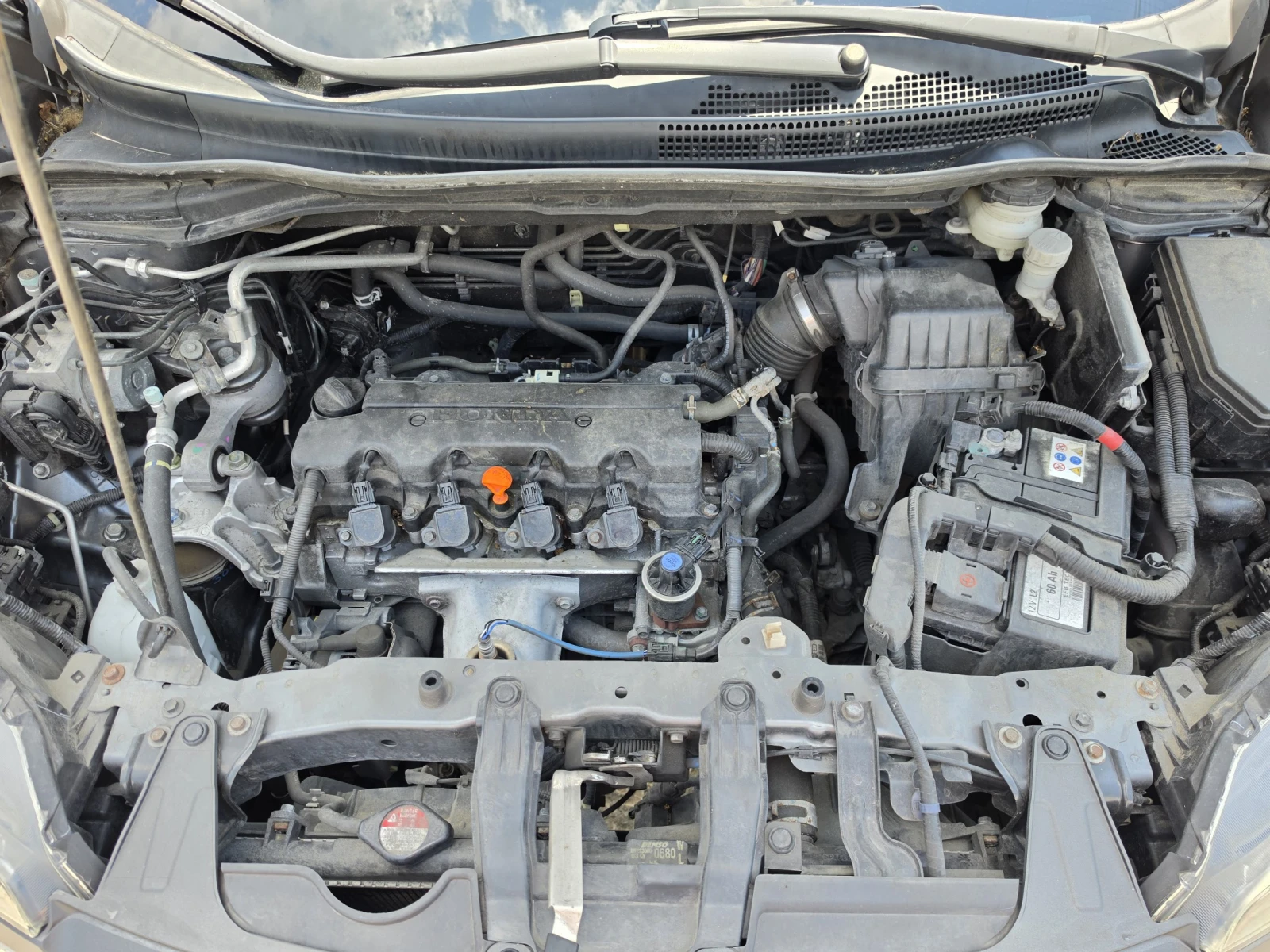 Honda Cr-v 2.0i-VTEC 4x4 Пълна история в ХОНДА, TUV дек. 2027, снимка 9 - Автомобили и джипове - 54972608