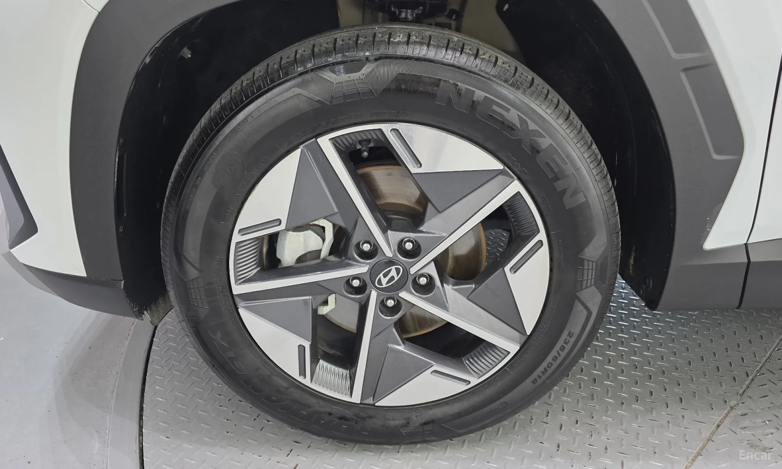 Hyundai Tucson, снимка 5 - Автомобили и джипове - 55193509