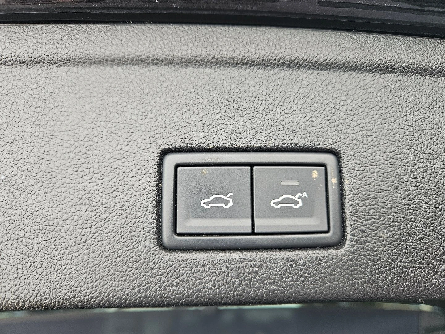 VW Touareg, снимка 17 - Автомобили и джипове - 56422000