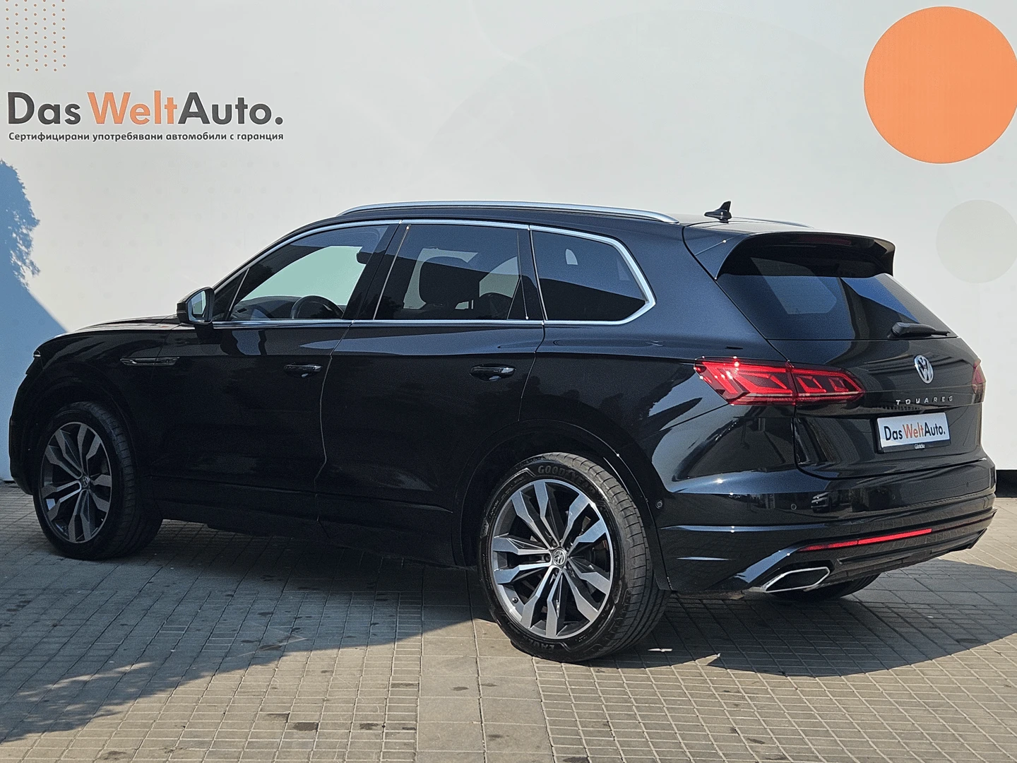 VW Touareg, снимка 4 - Автомобили и джипове - 56422000