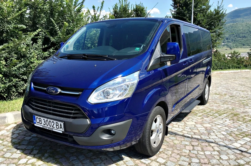 Ford Tourneo CUSTOM 8+ 1 ТИТАНИУМ , снимка 1 - Бусове и автобуси - 48120562