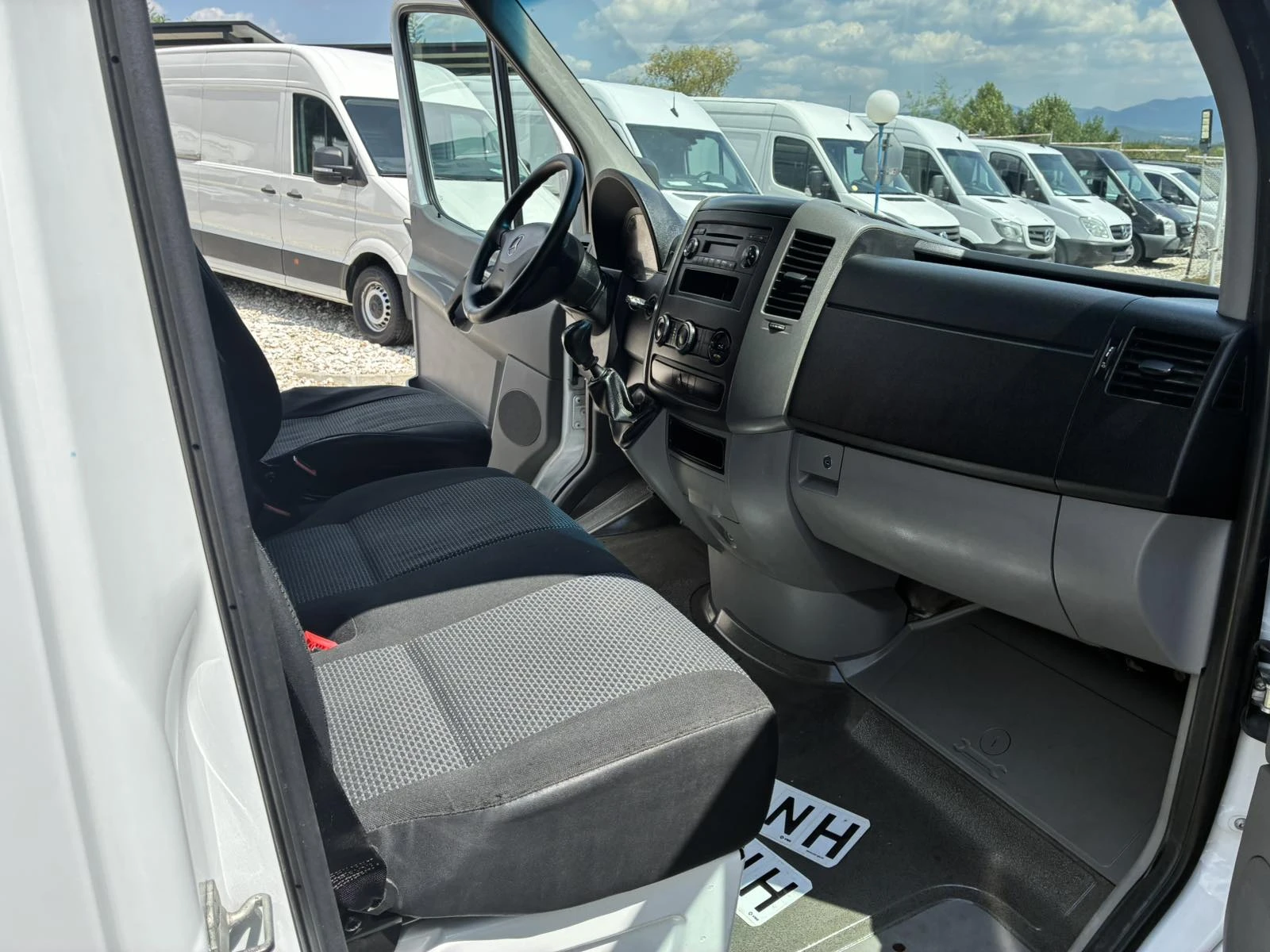 Mercedes-Benz Sprinter 313 MAXI , KLIMA , AVTOPILOT, снимка 14 - Бусове и автобуси - 55463600