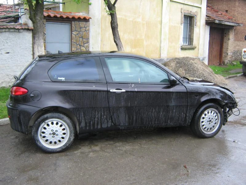 Alfa 147 1. 9 JTD 115hp На части, снимка 1 - Части - 41986920