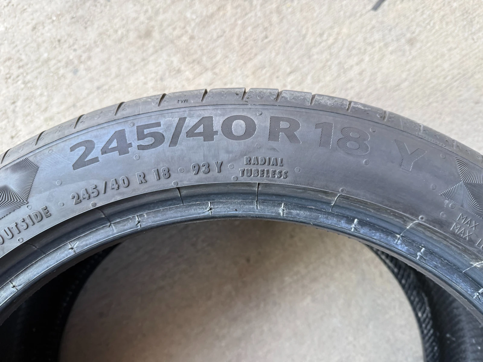Гуми Летни 245/40R18, снимка 8 - Гуми и джанти - 53838131