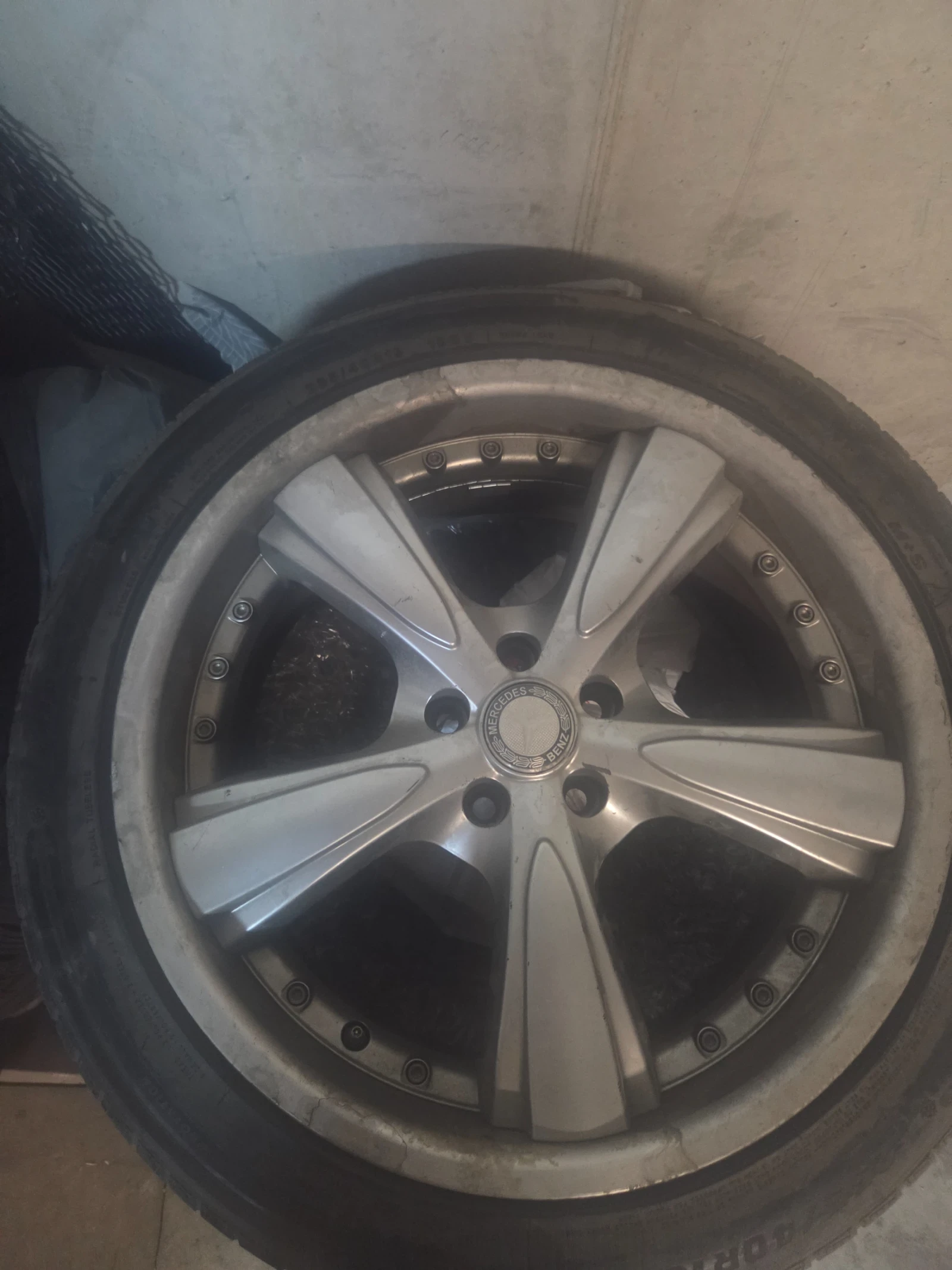 Гуми Летни 225/55R17, снимка 3 - Гуми и джанти - 55000487
