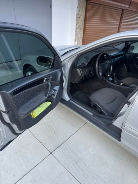 Mercedes-Benz C 220, снимка 11