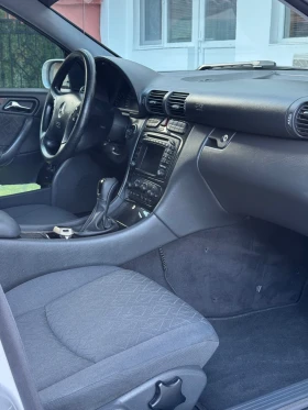 Mercedes-Benz C 220, снимка 12