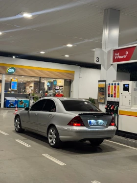 Mercedes-Benz C 220, снимка 4