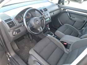 VW Touran 1.6tdi DSJ Топ състояние автомат, снимка 10 - Автомобили и джипове - 42894582