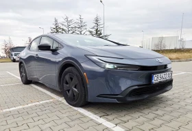 ������ Toyota Prius