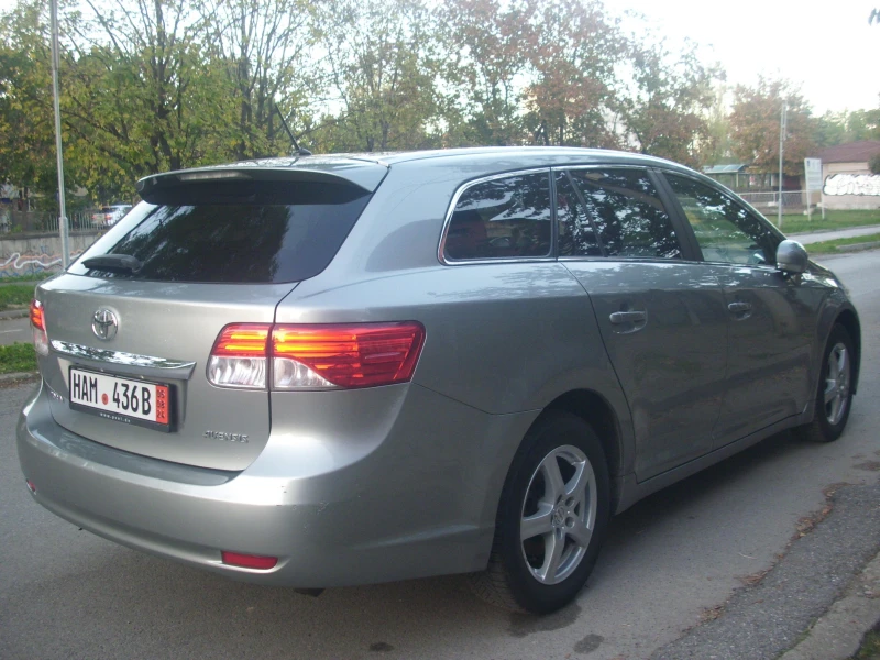 Toyota Avensis EXECUTIVE-2.0D4D-124PS-FACELIFT, снимка 8 - Автомобили и джипове - 47684044