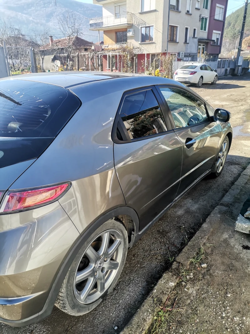 Honda Civic, снимка 4 - Автомобили и джипове - 48025085