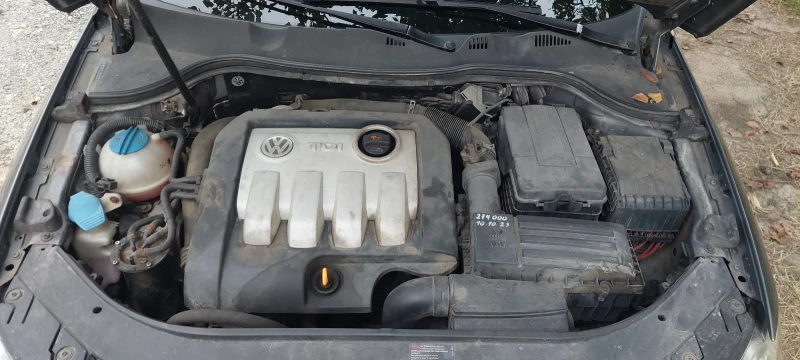 VW Passat, снимка 9 - Автомобили и джипове - 48471540