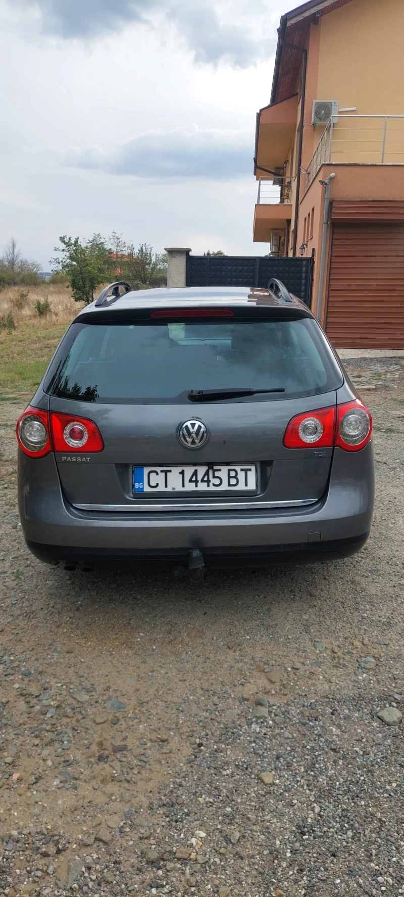 VW Passat, снимка 4 - Автомобили и джипове - 48471540