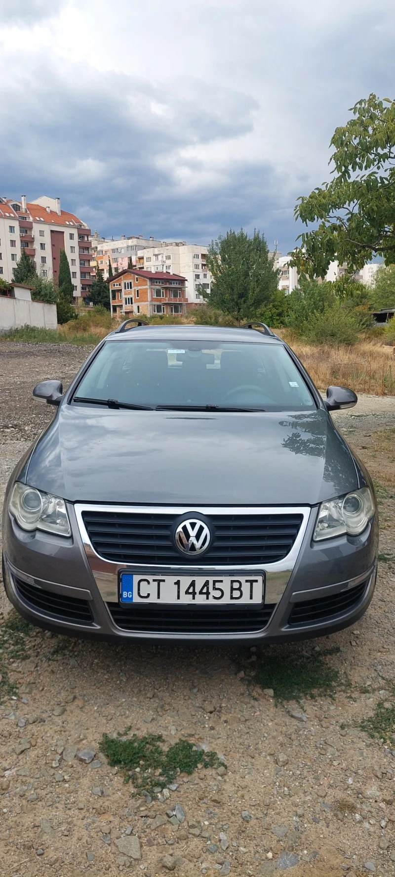 VW Passat, снимка 1 - Автомобили и джипове - 48471540