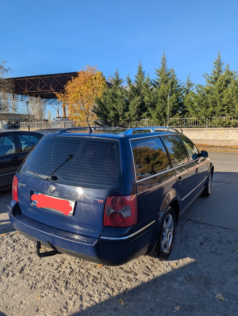 VW Passat 1.9 TDI Комби 101к.с, снимка 3 - Автомобили и джипове - 49425586