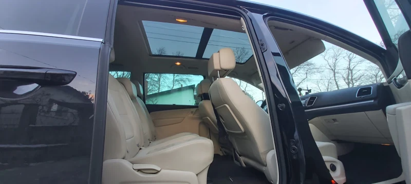 VW Sharan 2.0tsi HighLine, снимка 12 - Автомобили и джипове - 51414684