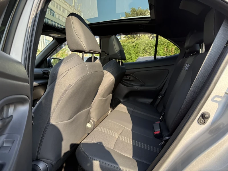 Toyota Yaris Cross 4х4 Adventure Гаранция , снимка 13 - Автомобили и джипове - 51949458