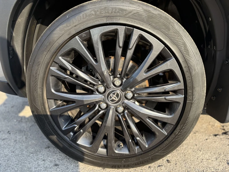 Toyota Yaris Cross 4х4 Adventure Гаранция , снимка 9 - Автомобили и джипове - 51949458