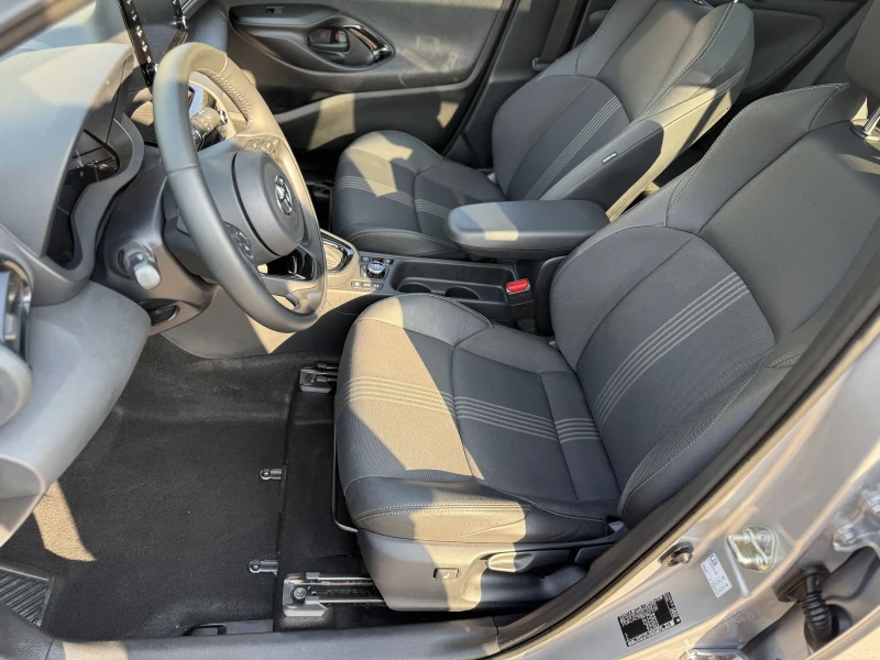 Toyota Yaris Cross 4х4 Adventure Гаранция , снимка 10 - Автомобили и джипове - 51949458