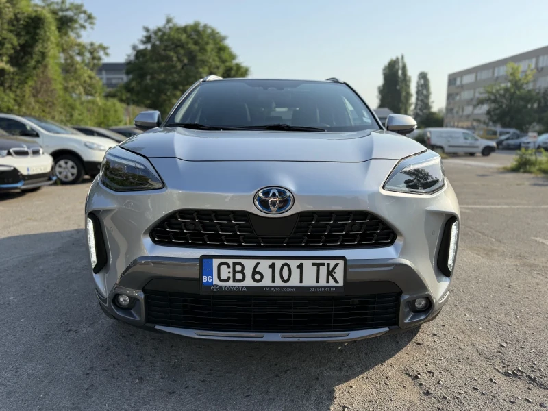 Toyota Yaris Cross 4х4 Adventure Гаранция , снимка 2 - Автомобили и джипове - 51949458