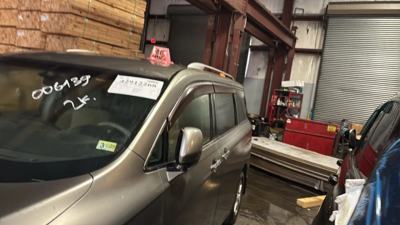 Nissan Quest 3.5 SV, снимка 7 - Автомобили и джипове - 52566072