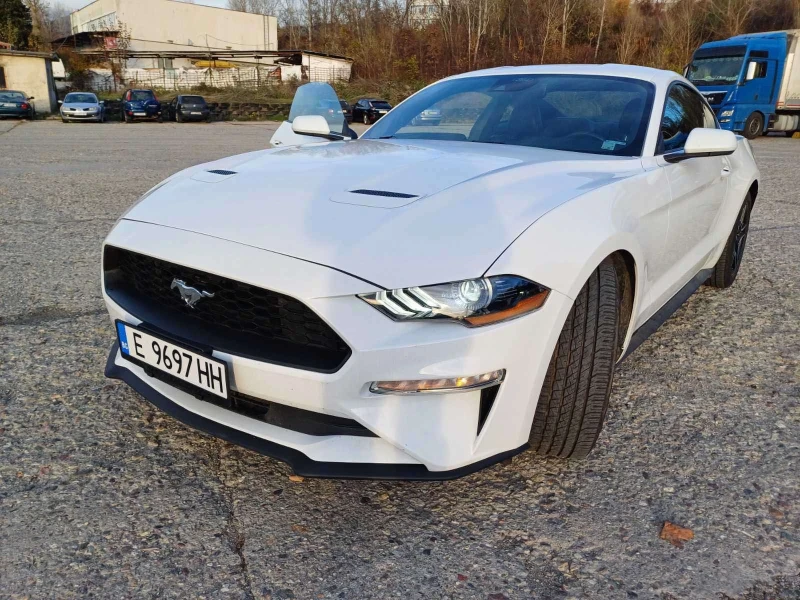 Ford Mustang 2.3Ecoboost, снимка 11 - Автомобили и джипове - 52707942