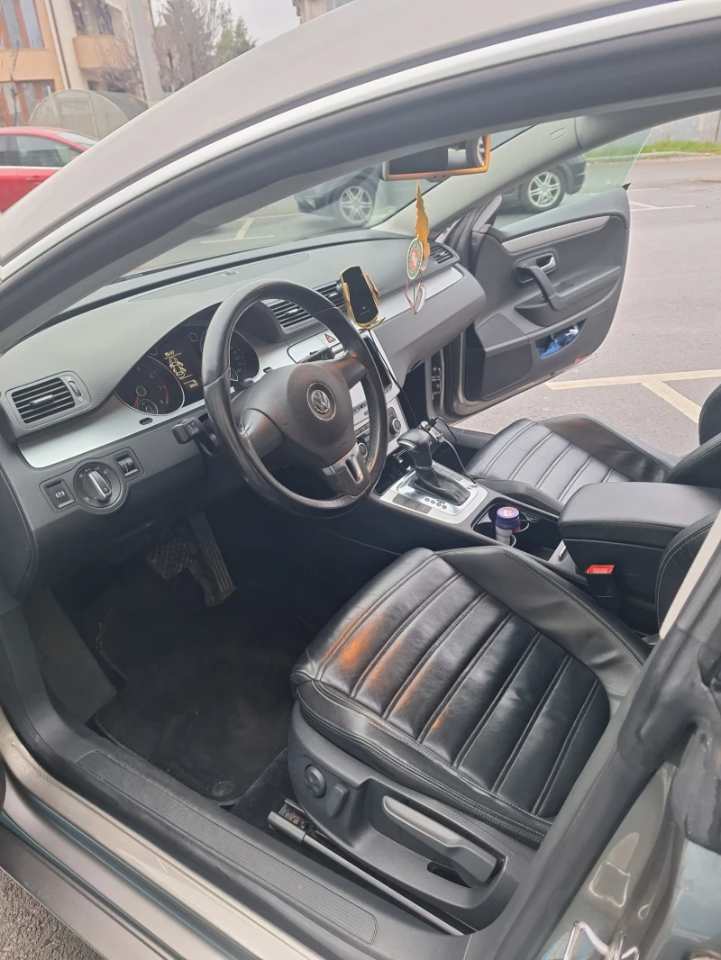 VW Passat, снимка 15 - Автомобили и джипове - 52867454