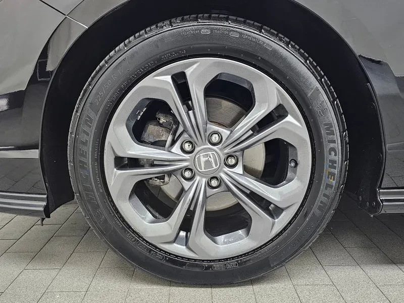 Honda Accord 1.5 Turbo, снимка 5 - Автомобили и джипове - 55815065