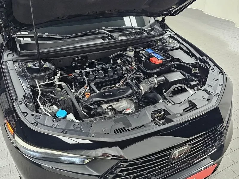 Honda Accord 1.5 Turbo, снимка 6 - Автомобили и джипове - 55815065
