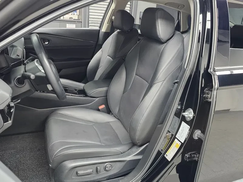 Honda Accord 1.5 Turbo, снимка 16 - Автомобили и джипове - 55815065