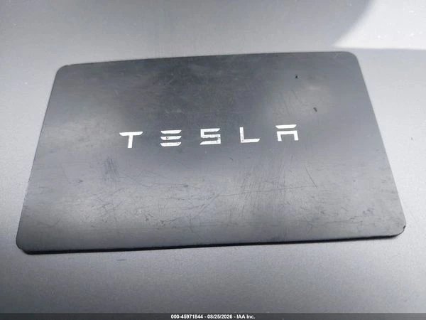 Tesla Model 3 LONG RANGE DUAL MOTOR ALL-WHEEL DRIVE, снимка 8 - Автомобили и джипове - 56116440