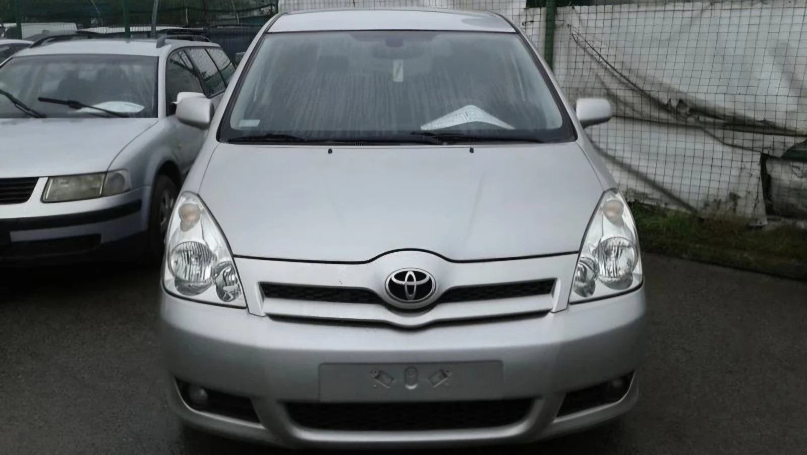 Toyota Corolla verso 2.2 D4D D Cat 177кс., снимка 1