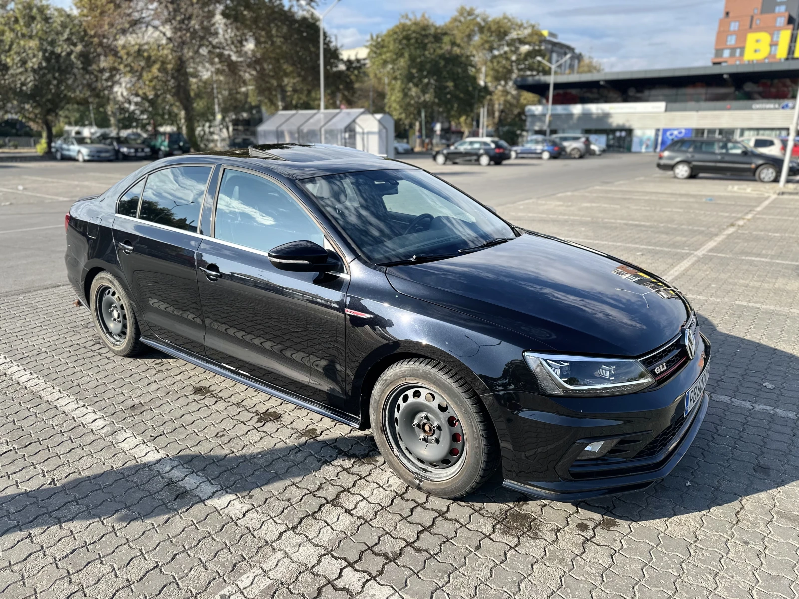 VW Jetta GLI - изображение 5