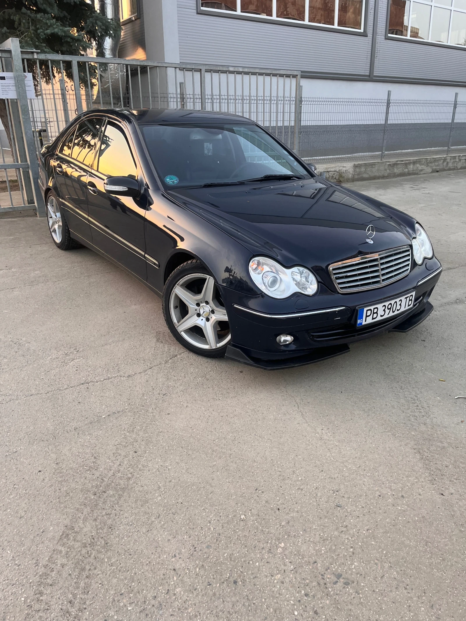 Mercedes-Benz C 270  - изображение 2