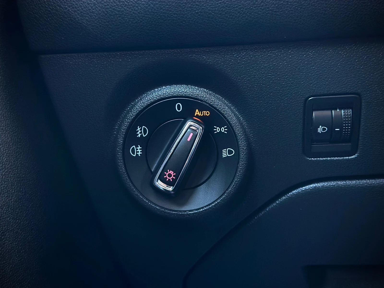 Seat Leon 1.4 TSI * Alcantara*  | Mobile.bg   14