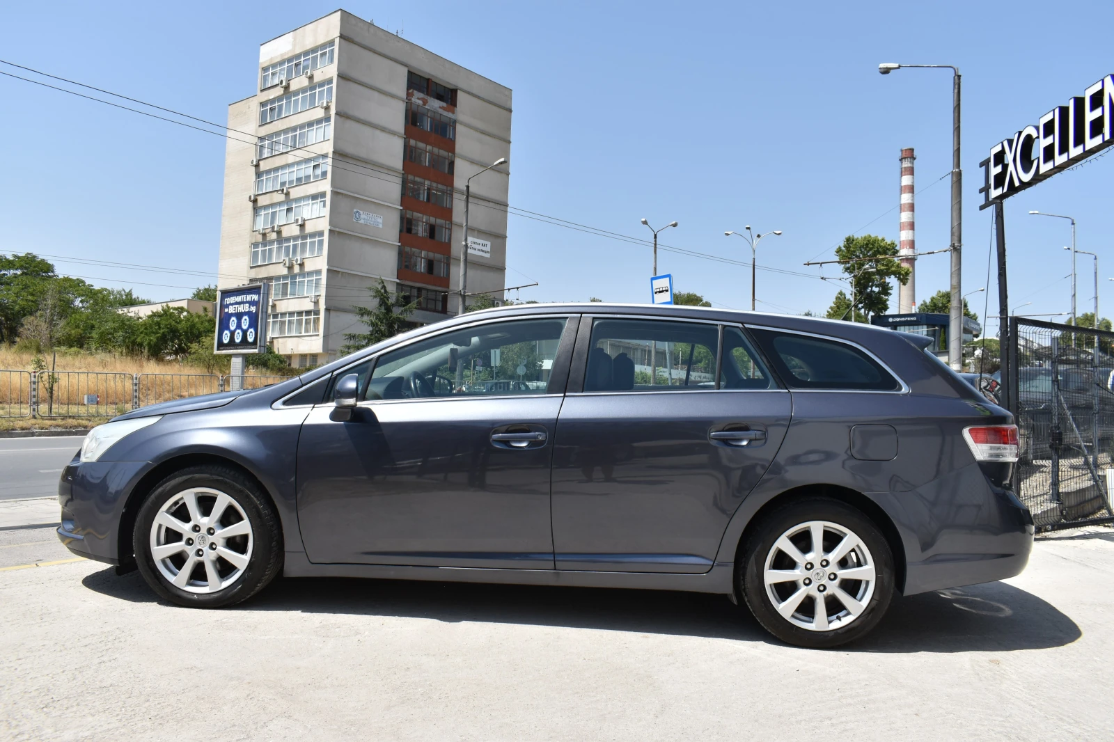 Toyota Avensis 2.2D4D* 150H.P* SERVICE-HISTORY - изображение 3