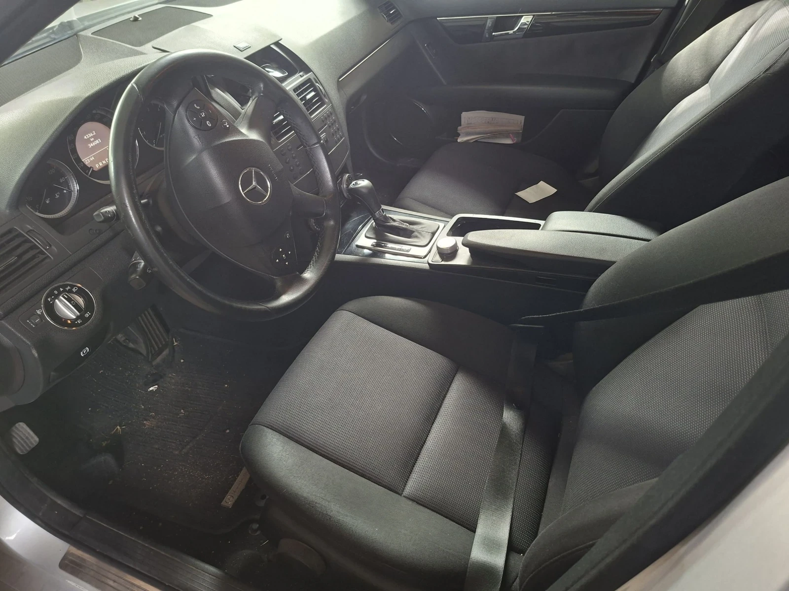 Mercedes-Benz C 220  - изображение 7