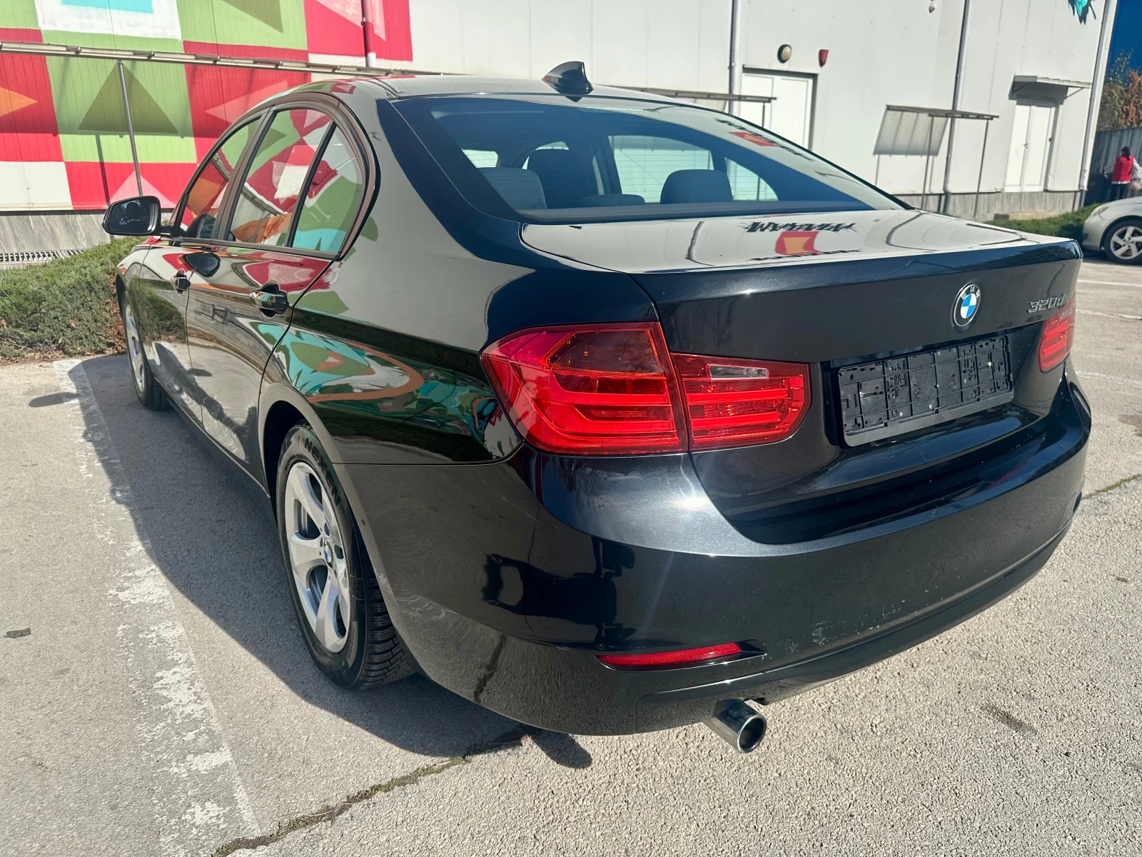BMW 320 2.0 D - изображение 6