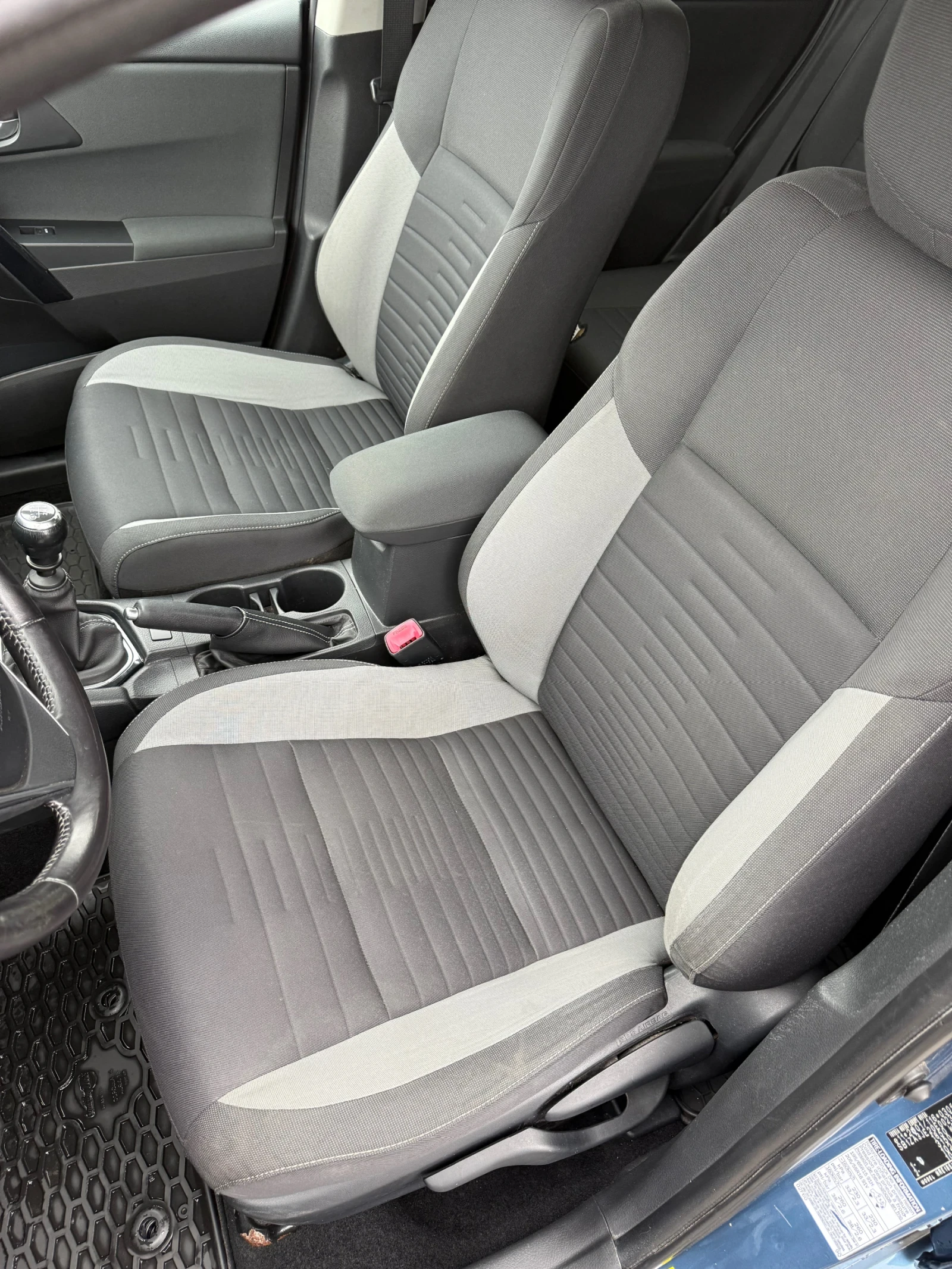 Toyota Auris Toyota auris 1.2 Benzin Facelift - изображение 8