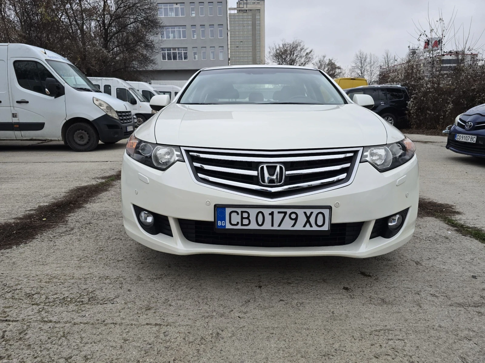 Honda Accord 2.4 i EXECUTIVE  - изображение 3