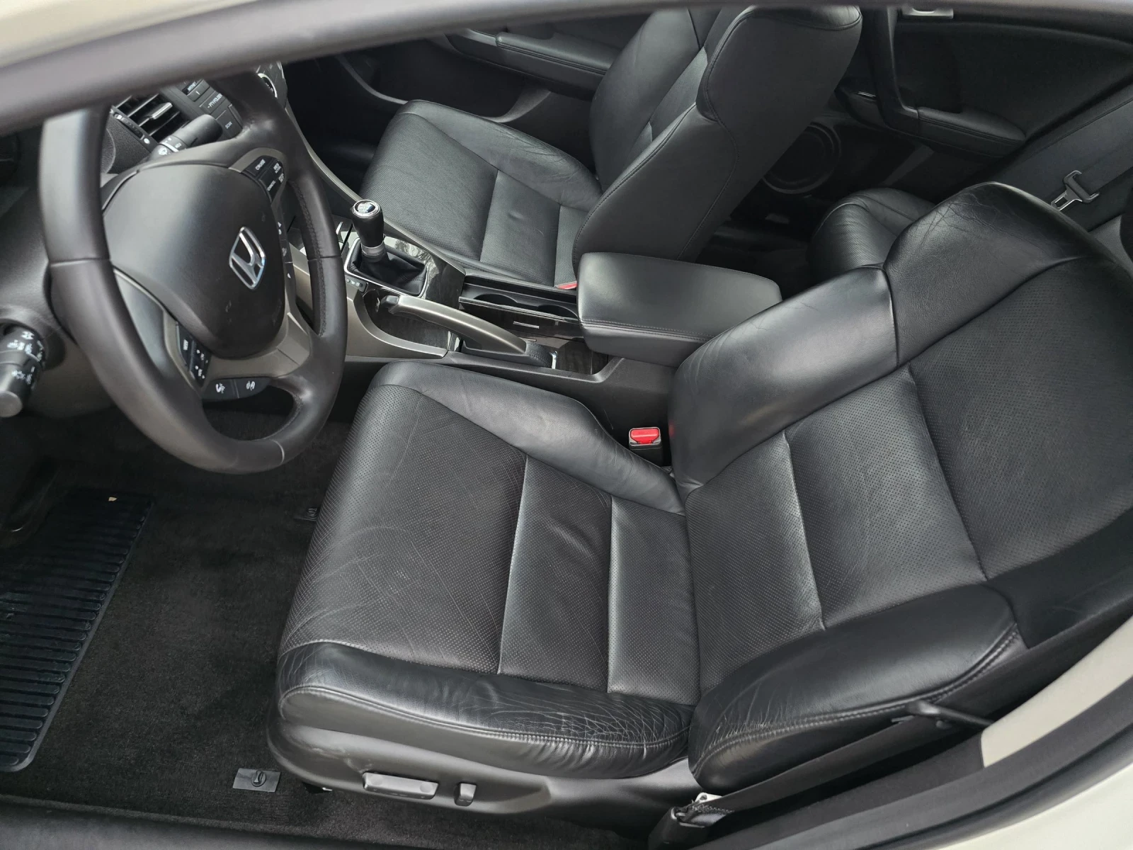 Honda Accord 2.4 i EXECUTIVE  - изображение 7