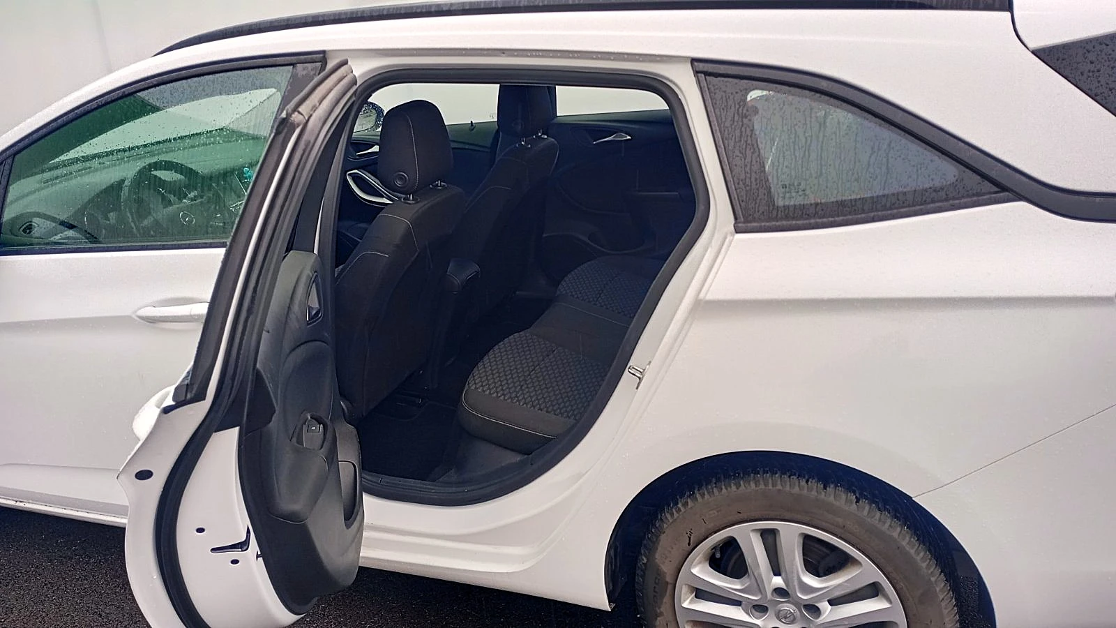 Opel Astra SPORTS TOURER | Mobile.bg � ����������� 7